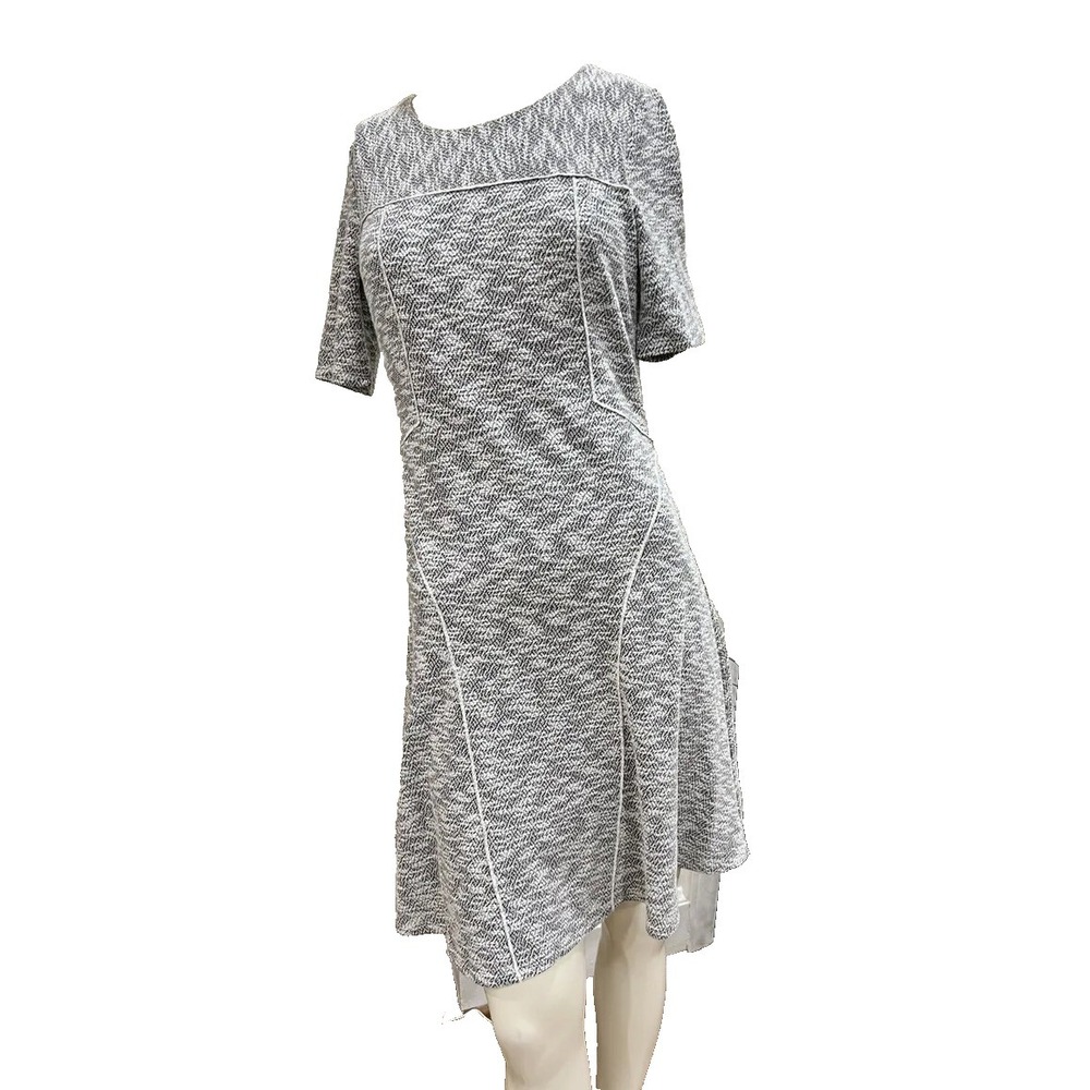 NYDJ  Blaire Black & White Lift Tuck Body Shaper  Short Sleeve  Dress size 4